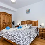 Casa Blanca Villa *